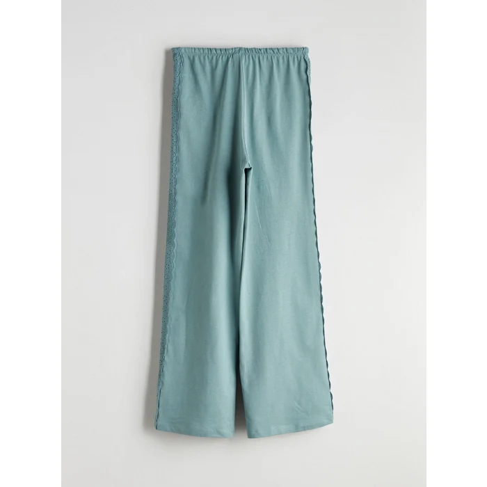 LCW Kids Yeşil Beli Lastikli Fisto Detaylı Kız Çocuk Pantolon