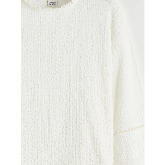 LCW Kids Ekru Fırfırlı Dik Yaka Yaka Kız Çocuk Tişört