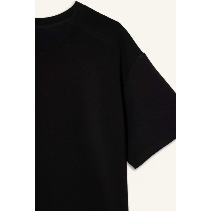 Defacto D7127AXBK81 Siyah Oversıze Bisiklet Yaka Sporcu Modal Kısa Kollu Tişört