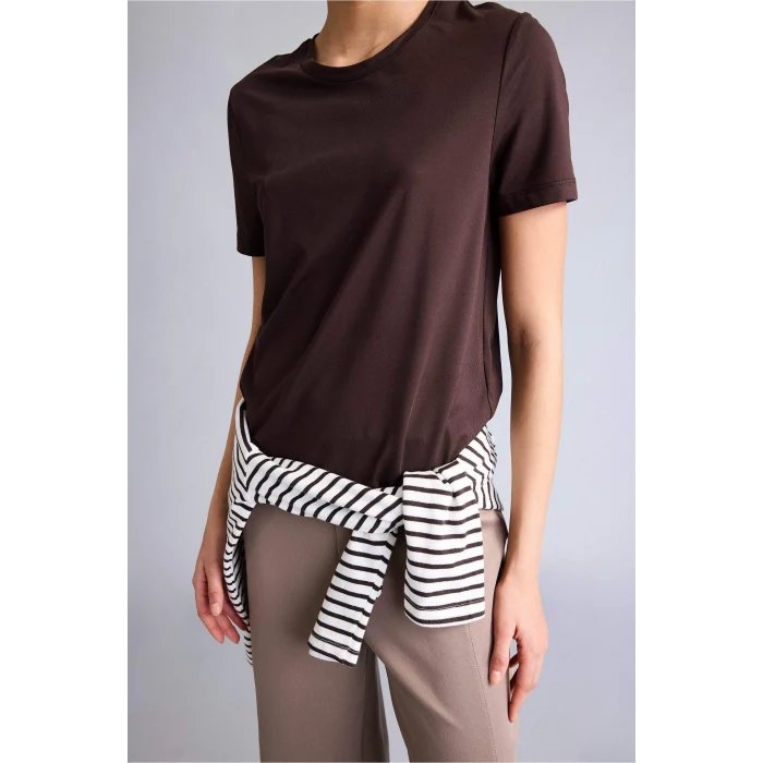 Defacto D2296AXBN490 Kahve Standart Fıt Bisiklet Yaka Sporcu Kısa Kollu Tişört