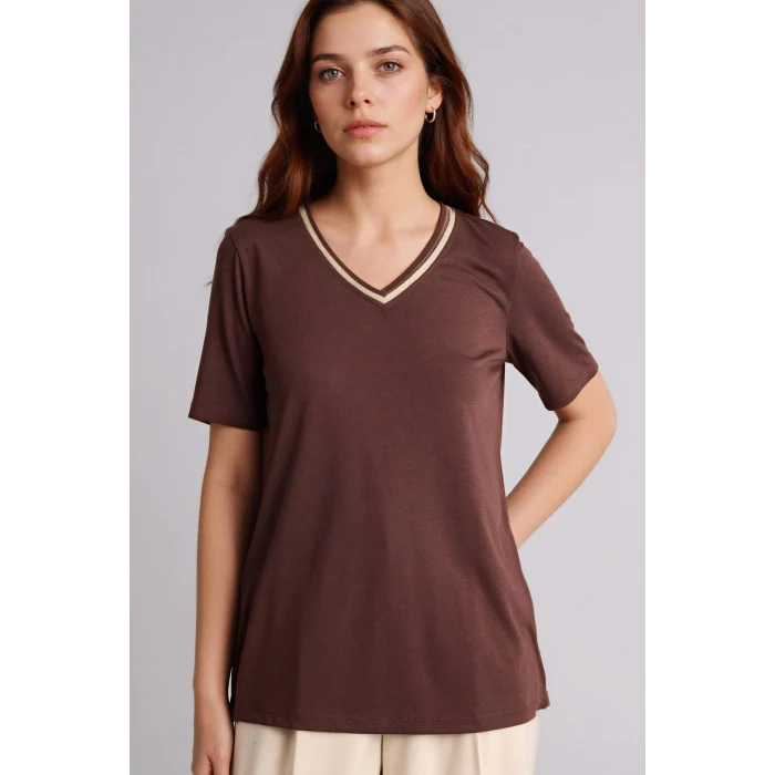 Defacto F2770AXBN320 Kahve Regular Fıt V Yaka Kısa Kollu Tişört