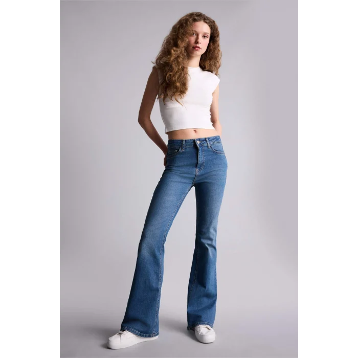 Defacto H1128AXNM28 Mavi Mia Flare Fıt Yüksek Bel Uzun Jean Yıkamalı Pantolon
