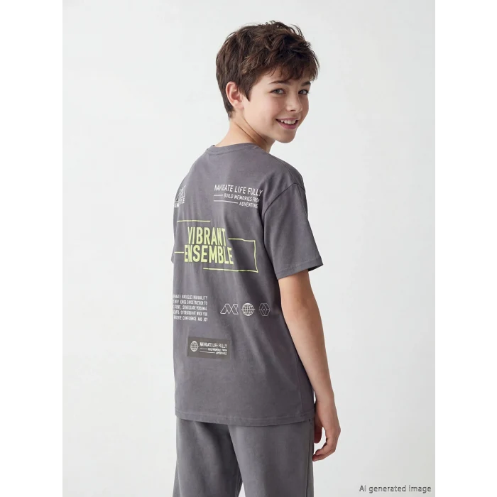 LCW Kids Gri Bisiklet Yaka Baskılı Erkek Çocuk Tişört