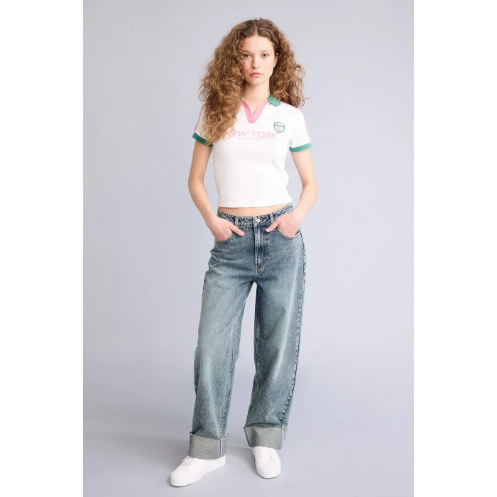 Defacto H0166AXWT32 Beyaz Fıtted V Yaka Baskılı Ribana Kısa Kollu Tişört