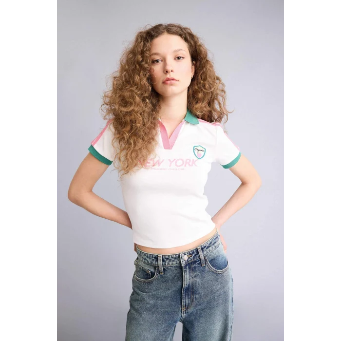 Defacto H0166AXWT32 Beyaz Fıtted V Yaka Baskılı Ribana Kısa Kollu Tişört