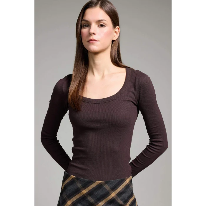 Defacto G8479AXBN340 Kahve Slım Fıt Yuvarlak Yaka Basıc Düz Fitilli Kaşkorse Uzun Kollu Tişört