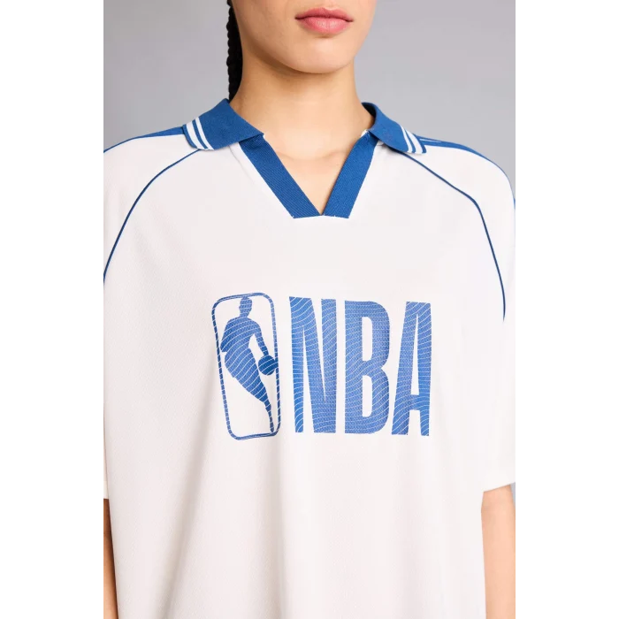 Defacto G0706AXER105 Ekru NBA Wordmark Oversıze Polo Yaka Tişört