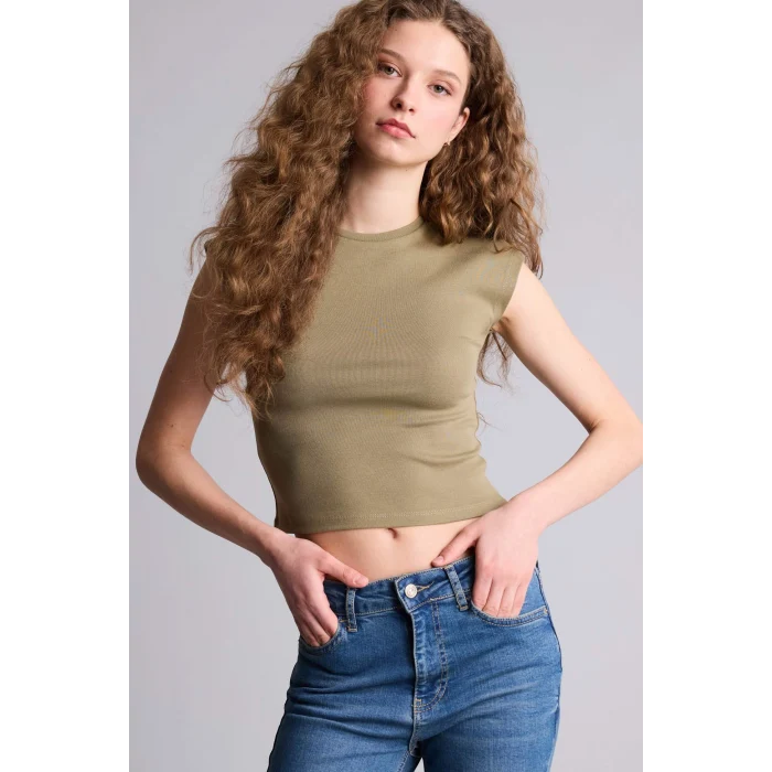 Defacto H1129AXKH436 Haki Fıtted Ribana Tişört