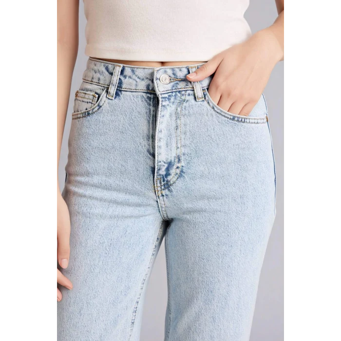 Defacto F2150AXNM39 Mavi Afra x Defacto Comfort Straıght Yüksek Bel  Jean Yıkamalı Pantolon