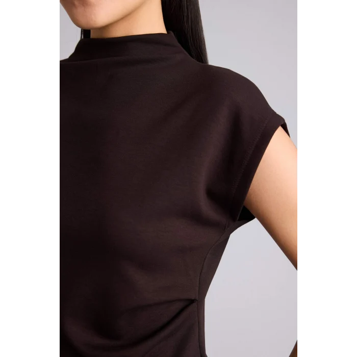 Defacto F7760AXBN207 Kahve Slım Fıt Yarım Balıkçı Yaka Tişört