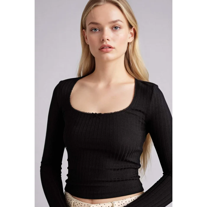 Defacto G9722AXBK81 Siyah Fıtted U Yaka Uzun Kollu Tişört