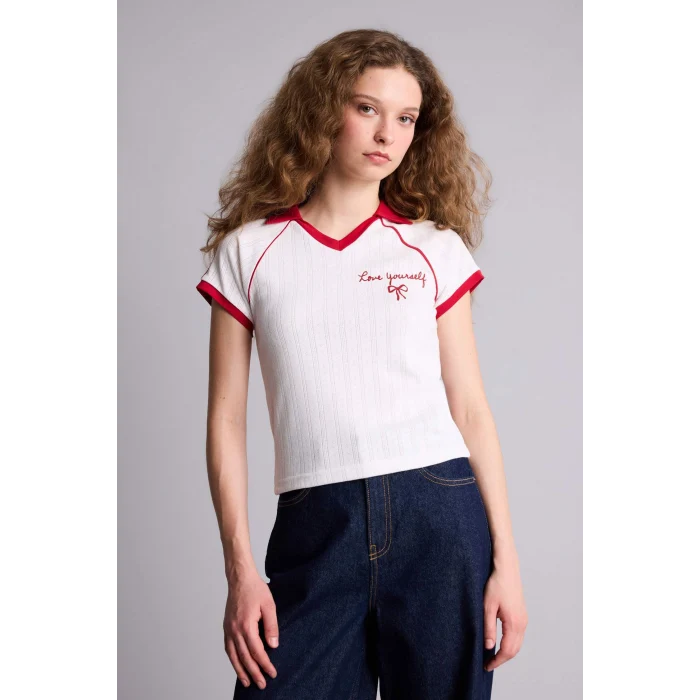 Defacto G2479AXWT32 Beyaz Fıtted Baskılı Kısa Kollu Tişört