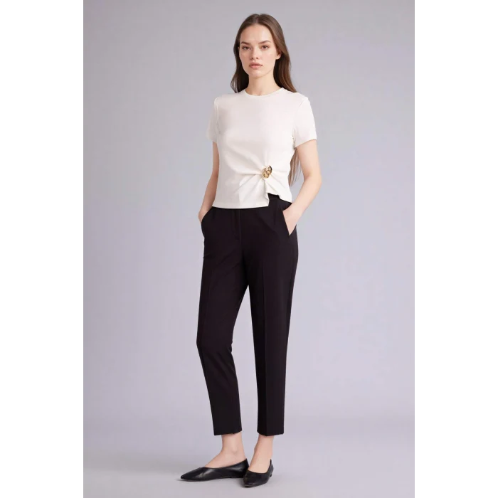 Defacto G9551AXER105 Ekru Slım Fıt Aksesuar Detaylı Ribana Tişört