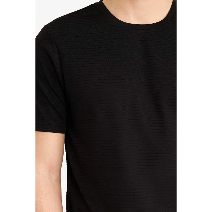 Defacto M6608AZBK81 Siyah Slım Fıt Bisiklet Yaka Kısa Kollu Tişört