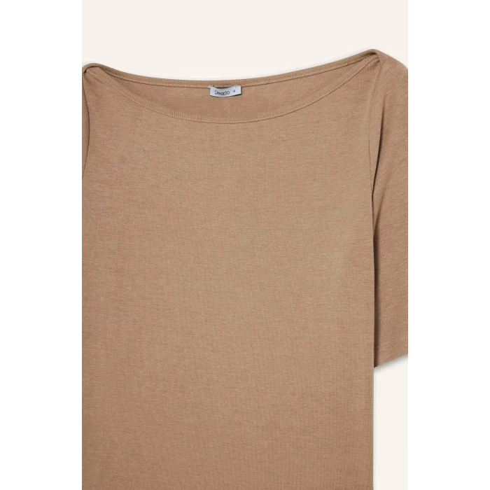 Defacto G9547AXBG260 Bej Slım Fıt Kayık Yaka Ribana Tişört
