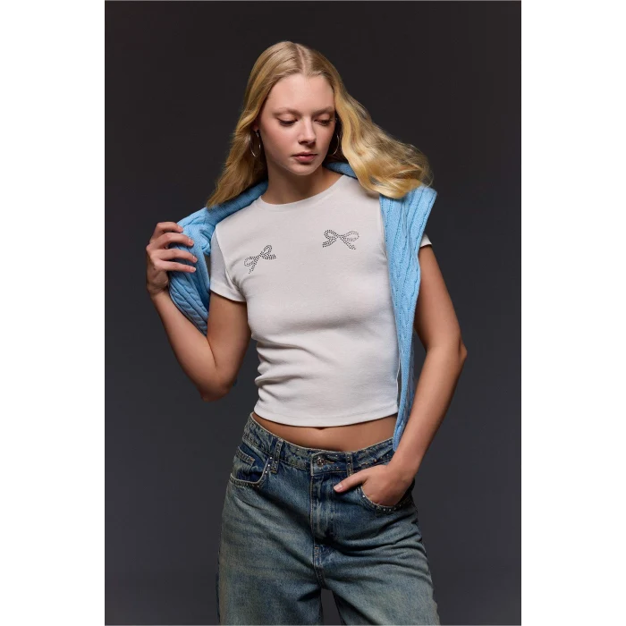 Defacto G8993AXWT32 Beyaz Fıtted Bisiklet Yaka Baskılı Ribana Kısa Kollu Tişört