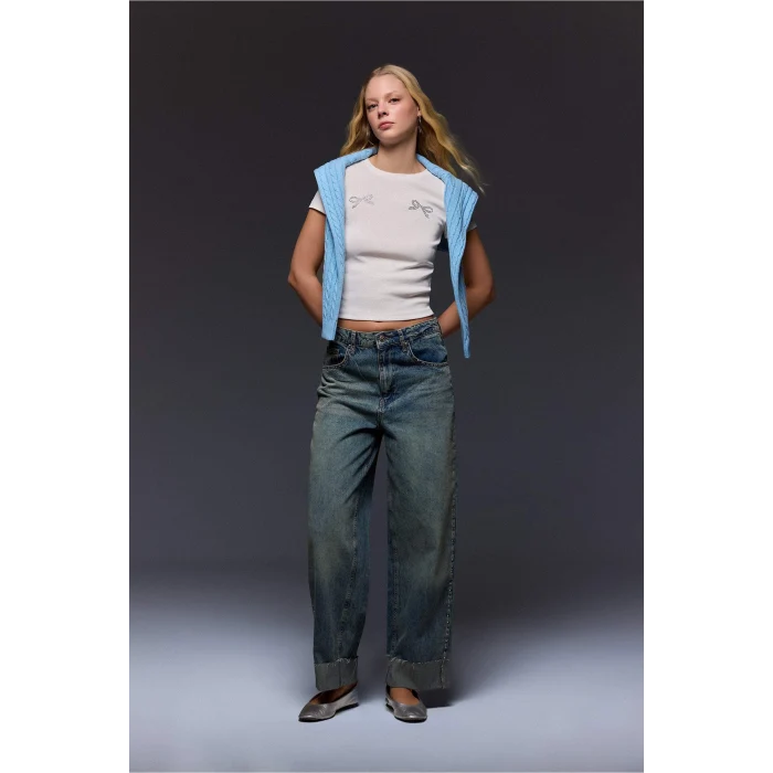 Defacto G8993AXWT32 Beyaz Fıtted Bisiklet Yaka Baskılı Ribana Kısa Kollu Tişört