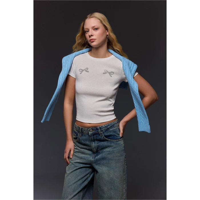 Defacto G8993AXWT32 Beyaz Fıtted Bisiklet Yaka Baskılı Ribana Kısa Kollu Tişört