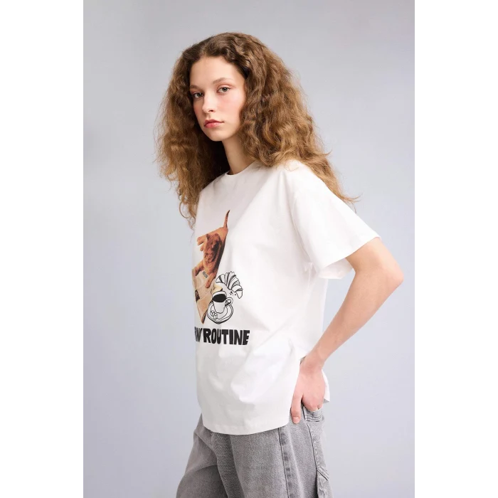 Defacto G9619AXWT32 Beyaz Oversıze Baskılı Tişört