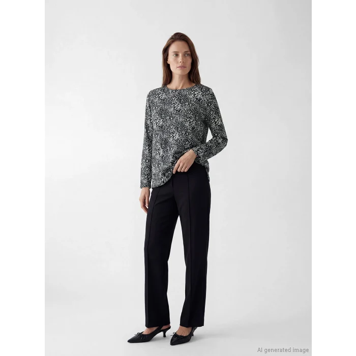 LCW Grace Siyah Bisiklet Yaka Desenli Bluz