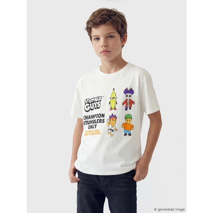 LCW Kids Ekru Bisiklet Yaka Stumble Guys Baskılı Erkek Çocuk Tişört