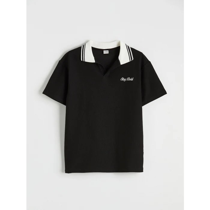 LCW Kids Siyah Polo Yaka Nakışlı Erkek Çocuk Tişört