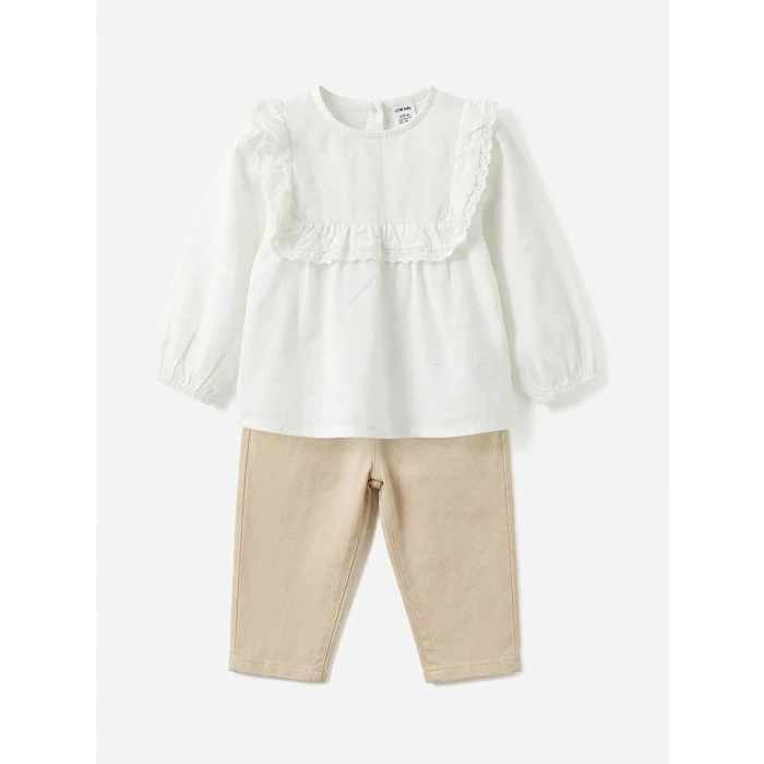 LCW baby Ekru Fırfırlı Kız Bebek Gabardin Bluz ve Pantolon