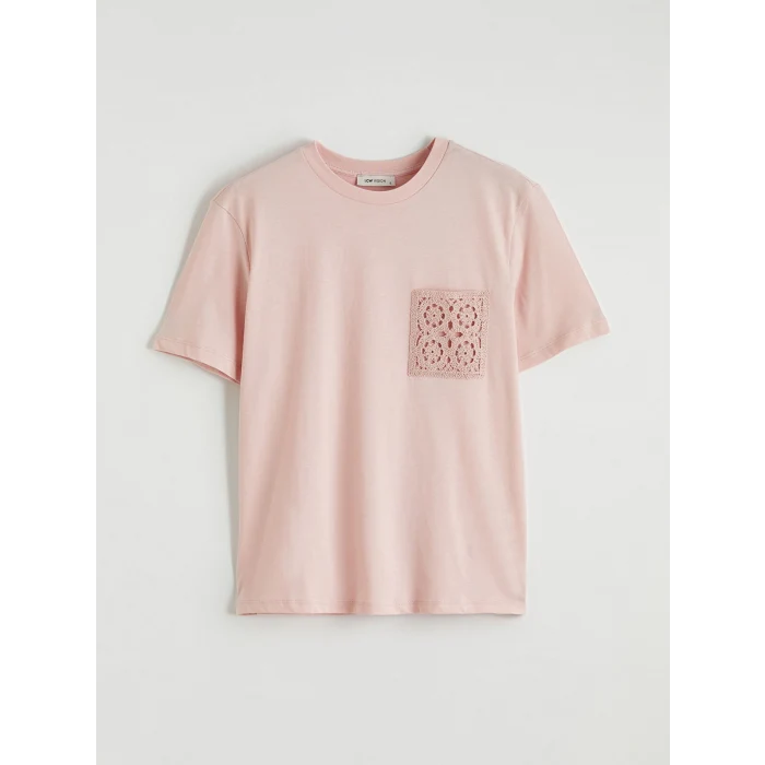 LCW Vision Pembe Bisiklet Yaka Nakışlı Kadın Tişört