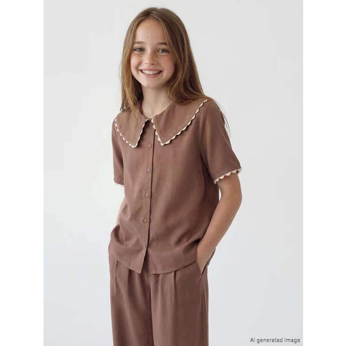 LCW Kids Kahverengi Bebe Yaka Kısa Kollu Kız Çocuk Gömlek