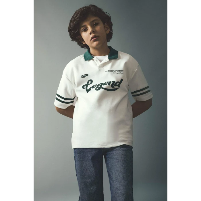Defacto G7474A8ER105 Ekru Oversıze Polo Yaka Slogan Baskılı Kısa Kollu Polo Tişört Erkek Çocuk