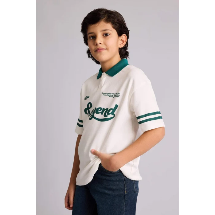 Defacto G7474A8ER105 Ekru Oversıze Polo Yaka Slogan Baskılı Kısa Kollu Polo Tişört Erkek Çocuk