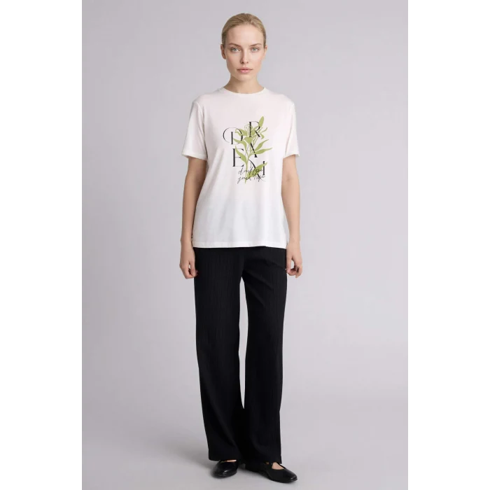 Defacto H1451AXER105 Ekru Çiçekli Kısa Kollu Tişört