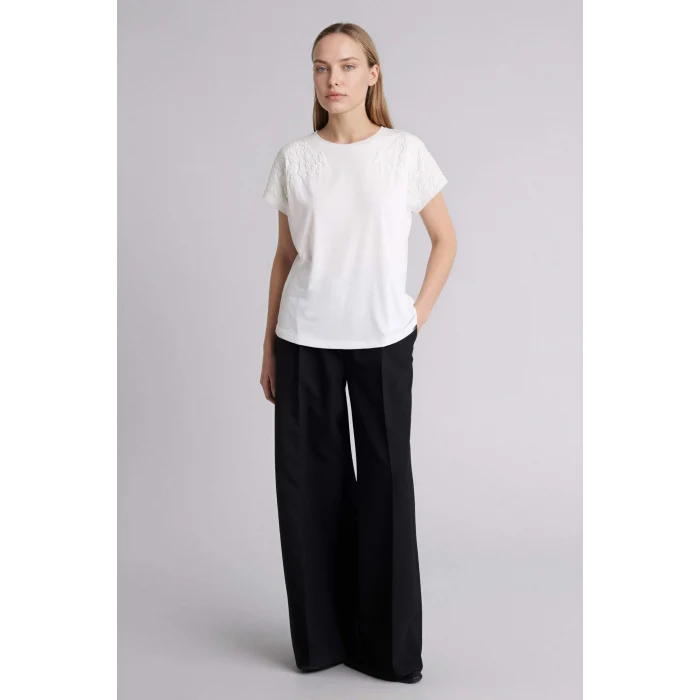 Defacto H1452AXER105 Ekru Bisiklet Yaka Çiçekli Kısa Kollu Tişört