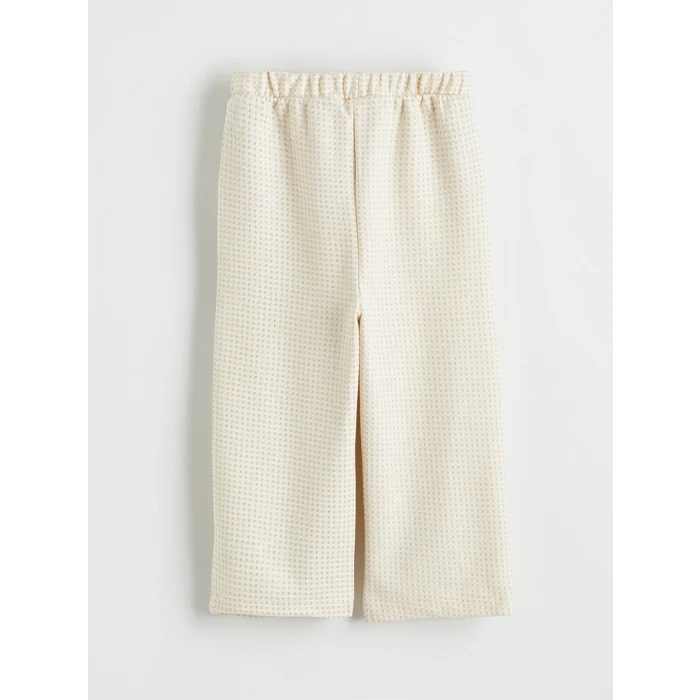 LCW baby Bej Çiçek Aplikeli Fırfırlı Kız Bebek Bluz ve Tayt