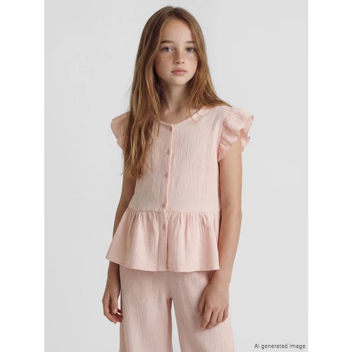 LCW Kids Pembe V Yaka Fırfır Detaylı Müslin Kız Çocuk Gömlek