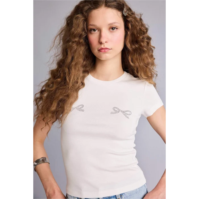 Defacto G8993AXWT32 Beyaz Fıtted Bisiklet Yaka Baskılı Ribana Kısa Kollu Tişört