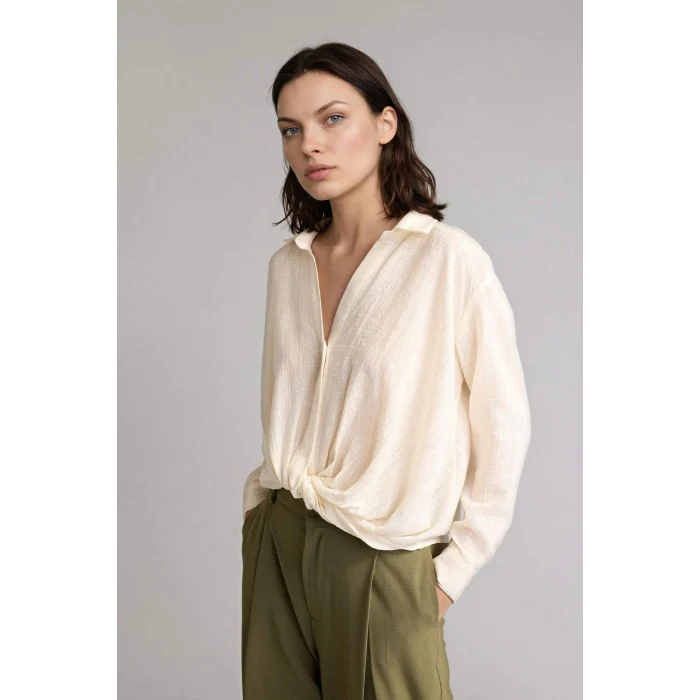 Defacto H0348AXER105 Ekru Regular Fıt Gömlek Yaka Çizgili Simli Kumaş Uzun Kollu Gömlek