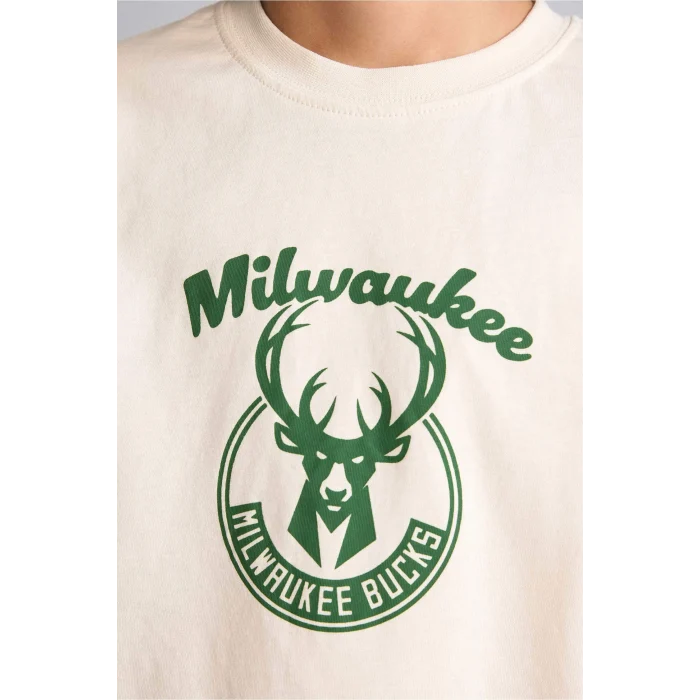 Defacto G7618A8ER117 Ekru NBA Mılwaukee Bucks Tişört Erkek Çocuk
