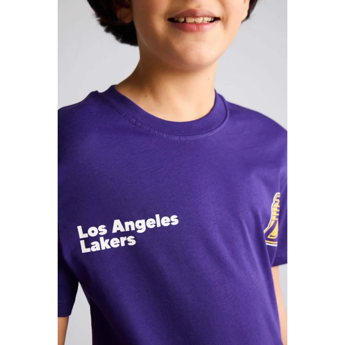 Defacto G7613A8PR299 Mor NBA Los Angeles Lakers New Regular Fıt Bisiklet Yaka Kısa Kollu Tişört Erkek Çocuk