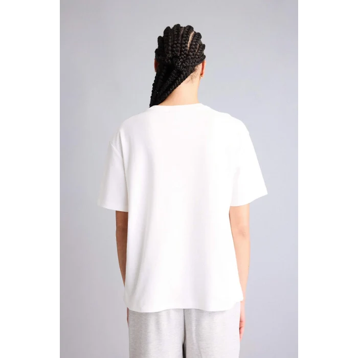 Defacto G0714AXER105 Ekru NBA Wordmark Relax Fıt Kısa Kollu Tişört