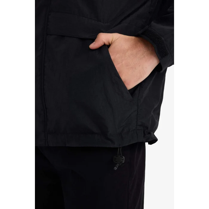 Defacto D6305AXBK27 Siyah Su İtici Kapüşonlu Yağmurluk