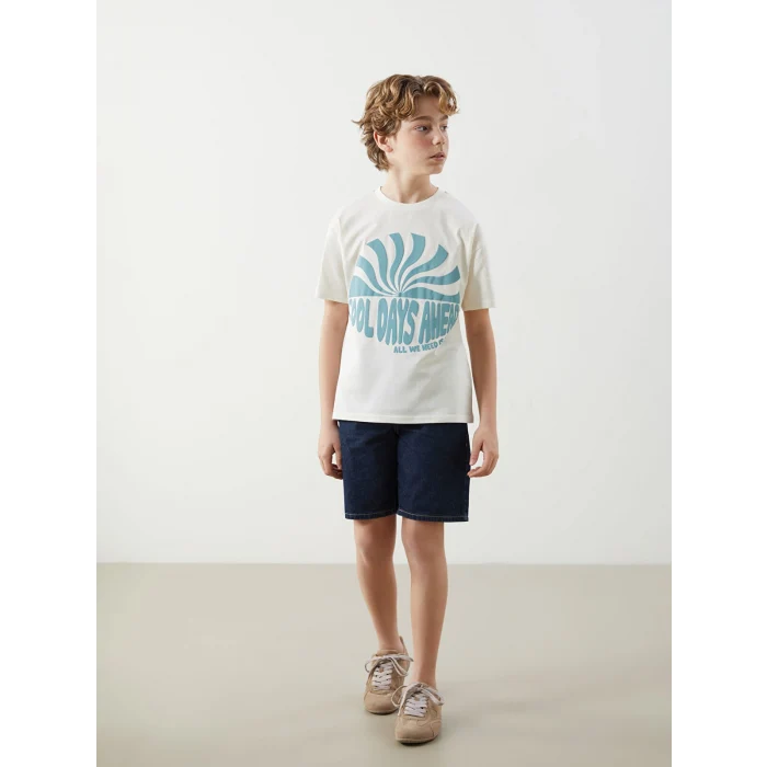 LCW Kids Ekru Bisiklet Yaka Baskılı Penye Kabartmalı Erkek Çocuk Tişört