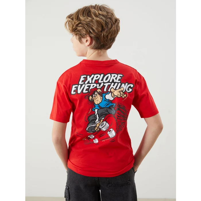 LCW Kids Kırmızı Bisiklet Yaka Nostaljik Maymun Baskılı Erkek Çocuk Tişört