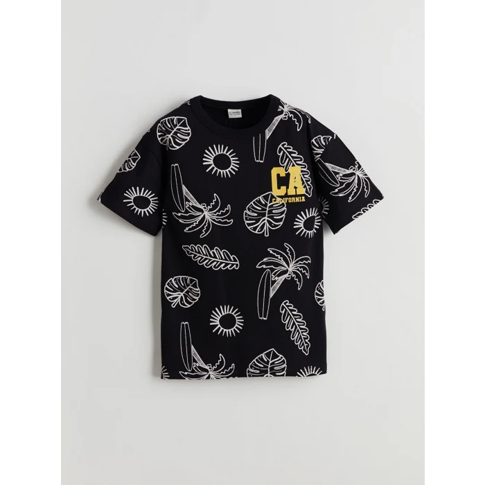 LCW Kids Siyah Bisiklet Yaka Erkek Çocuk Tişört