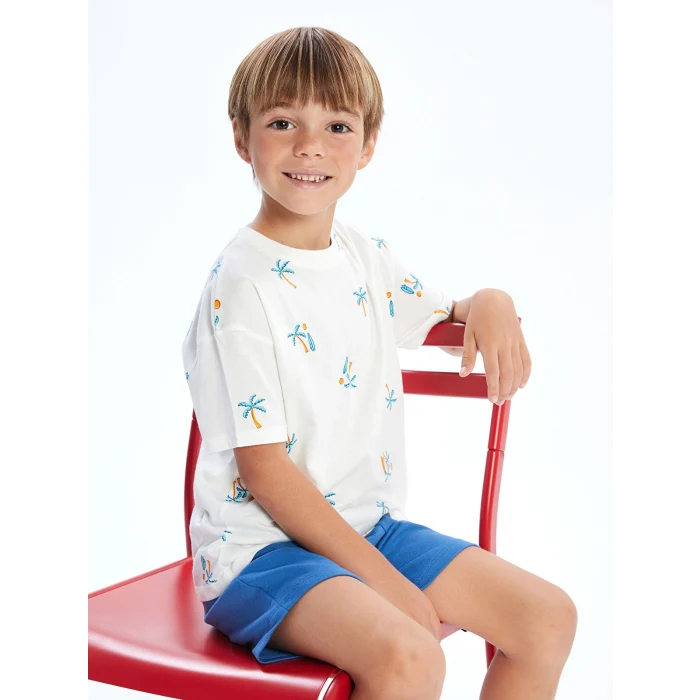 LCW Kids Ekru Bisiklet Yaka Desenli Penye Erkek Bebek Tişört