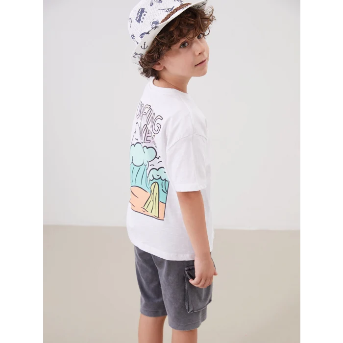 LCW Kids Beyaz Bisiklet Yaka Baskılı Erkek Çocuk Tişört