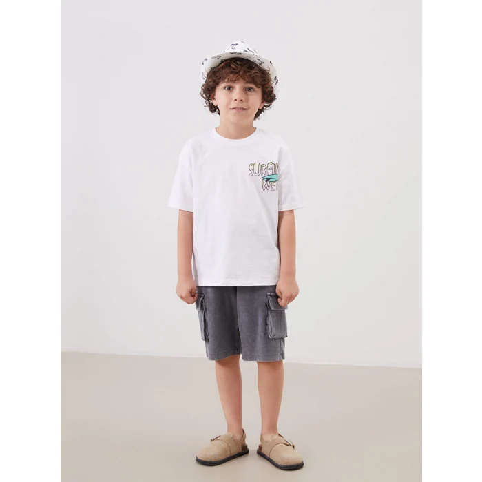 LCW Kids Beyaz Bisiklet Yaka Baskılı Erkek Çocuk Tişört