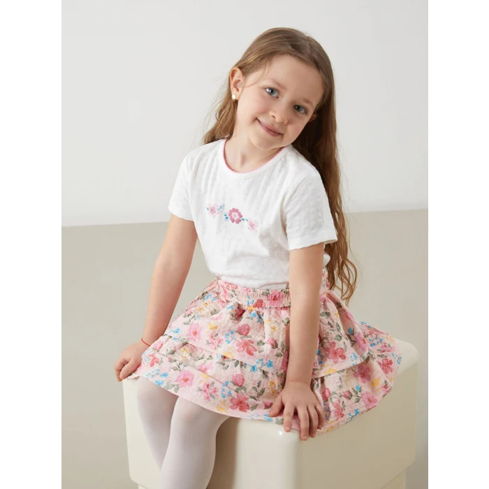 LCW Kids Ekru Bisiklet Yaka Nakışlı Kız Çocuk Tişört