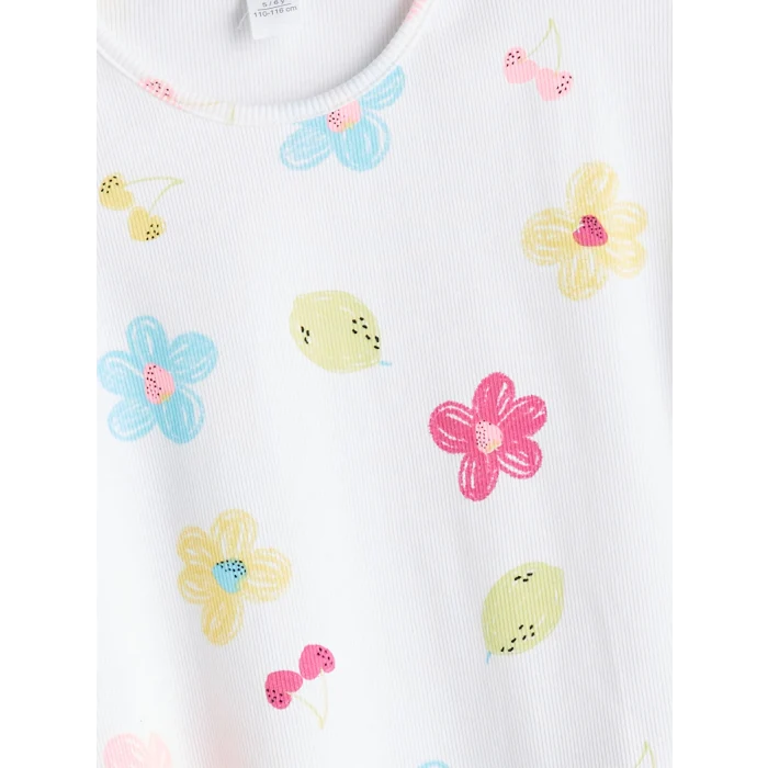 LCW Kids Beyaz Bisiklet Yaka Çiçekli Kız Çocuk Tişört