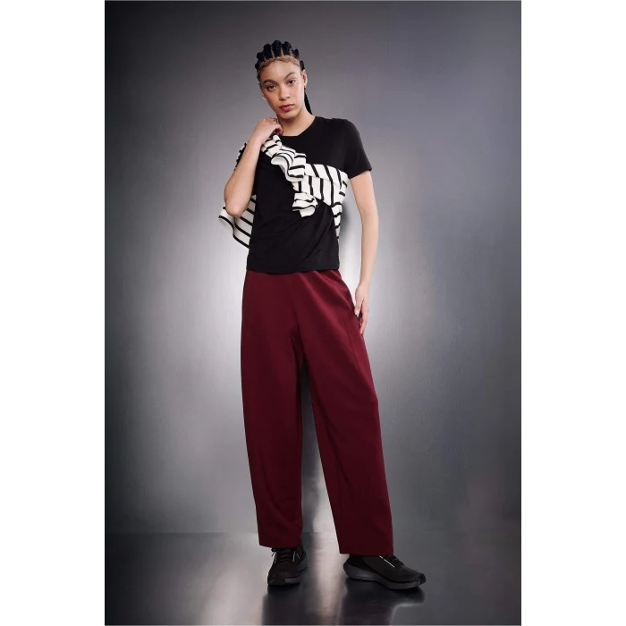 Defacto D2296AXBK81 Siyah Standart Fıt Bisiklet Yaka Sporcu Kısa Kollu Tişört